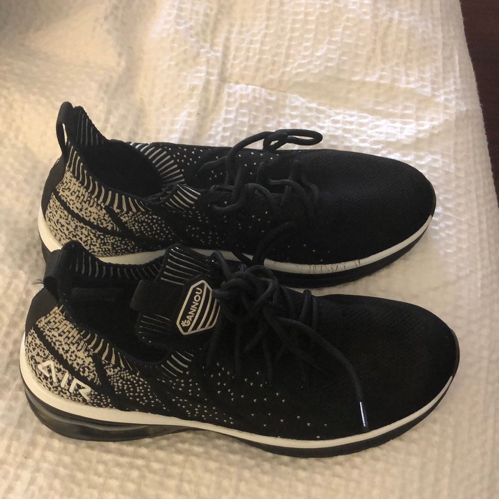 Gannou sneakers